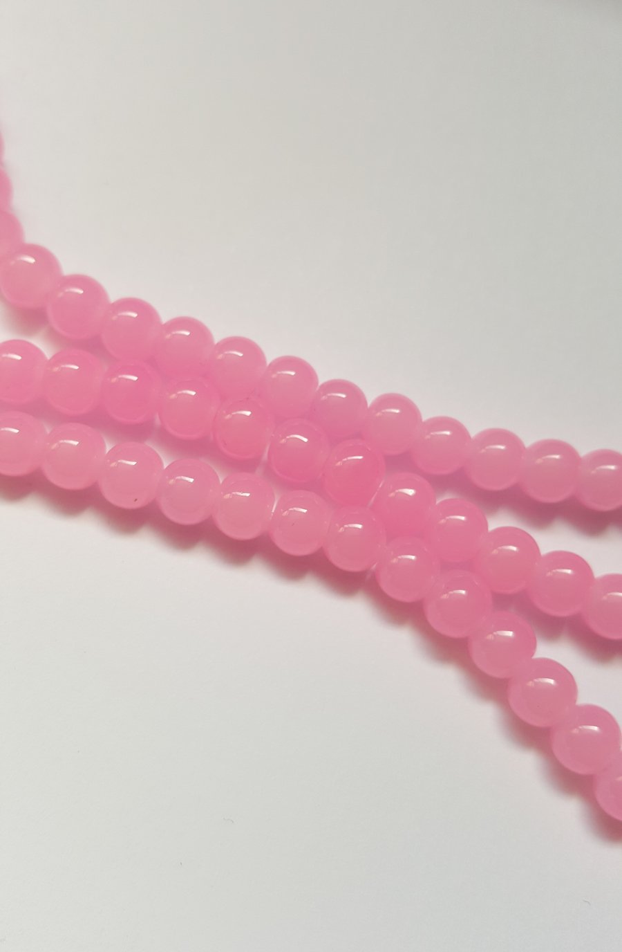 50 x Imitation Jade Glass Beads - Round - 6mm - Pale Pink 