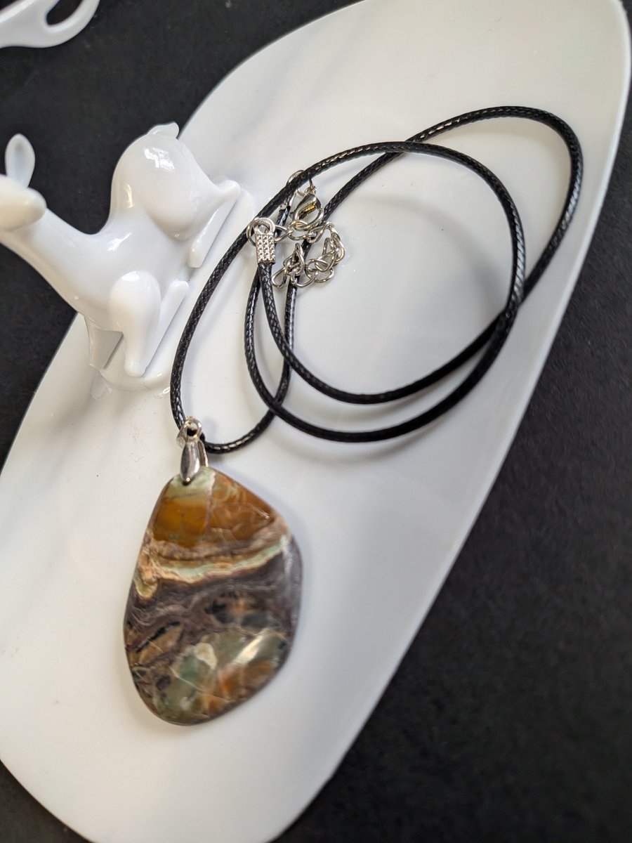 Marble stone pendant