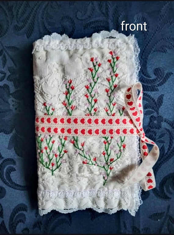 Hand embroidered lace Needlecase sewing kit with slow stitching accessories 