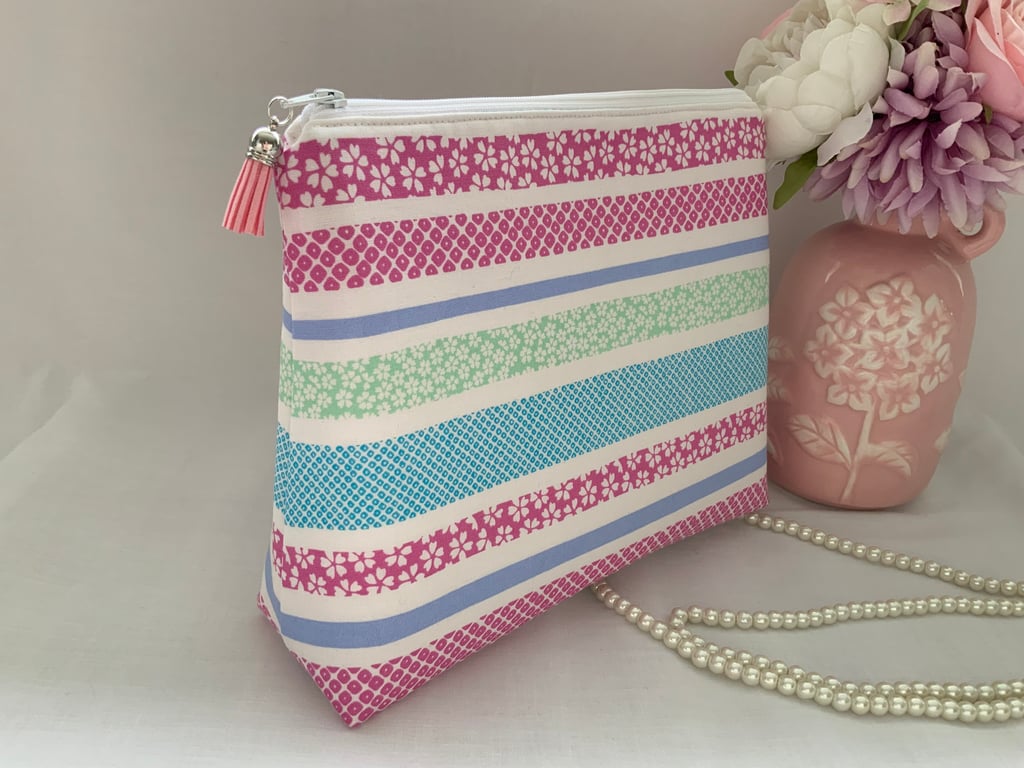 Toiletry Bag, Large Cosmetic Bag, Make Up Bag, Travel Bag, Cosmetic Purse