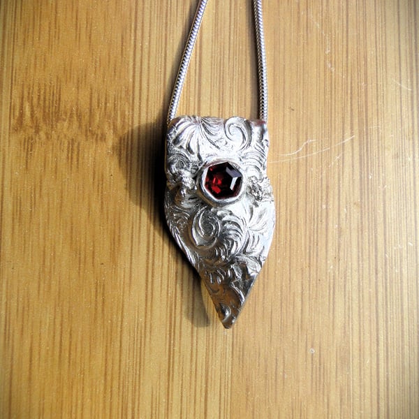 A fine Silver pendant with red stone and silver chain Present Christmas