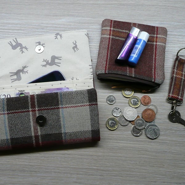 Brown and taupe bi fold tweed wallet, coin purse, keyring and wallet gift set