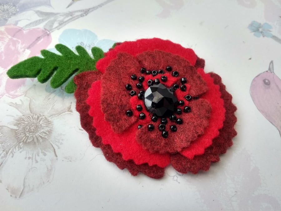 Remembrance poppy, red felt poppy brooch, floral lapel pin, wool felt flower