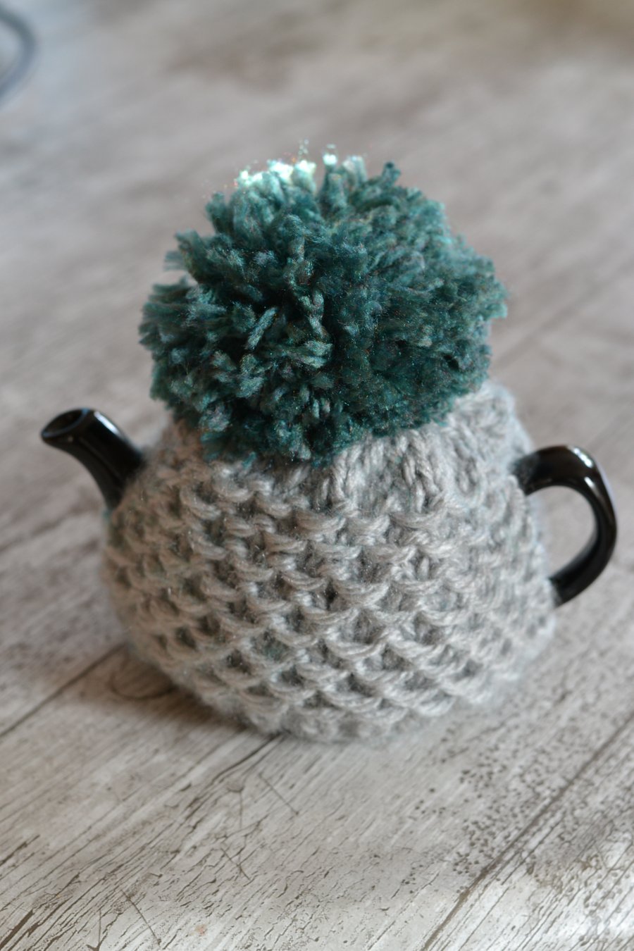 Tea Cosy Cover Pompom Tea Cosy Cover Super Chunky Light Grey 