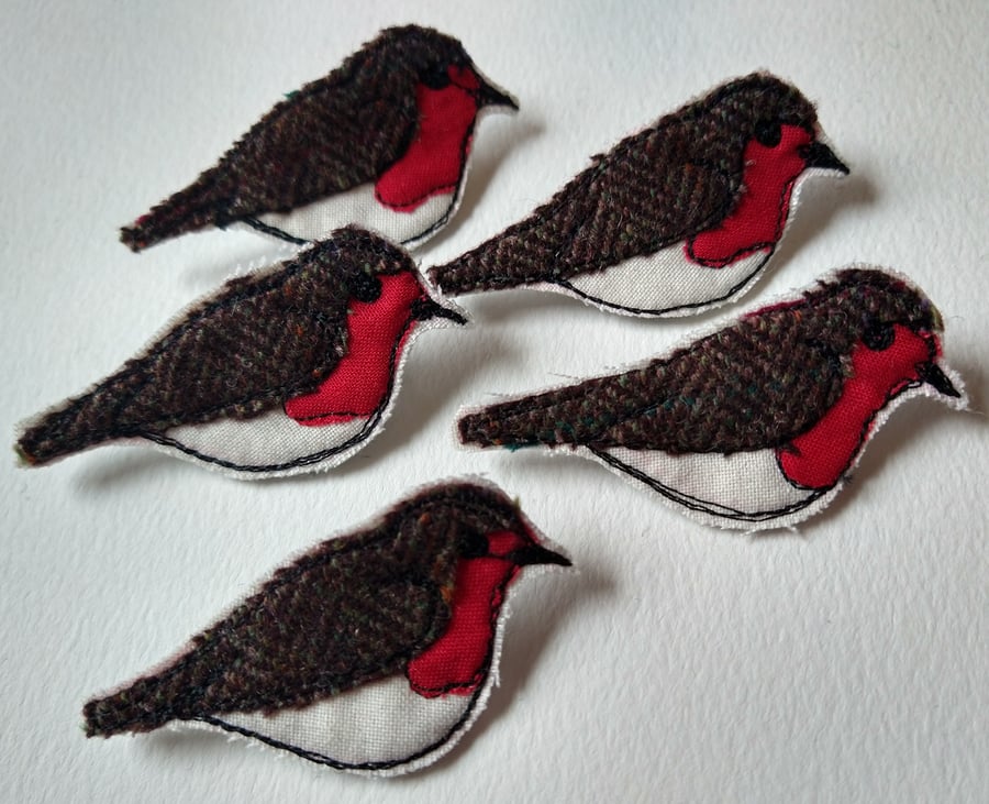 Embroidered Robin Bird Brooch