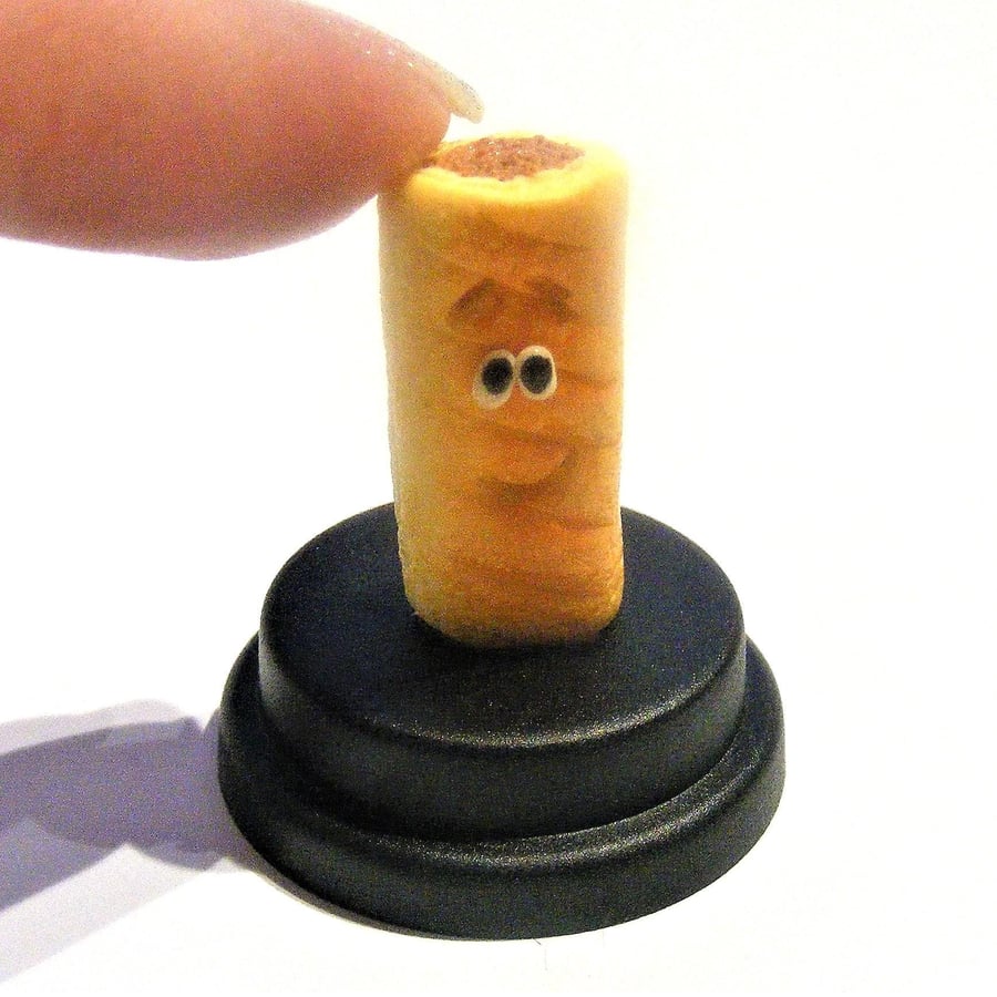 Pet Sausage Roll retro food, Snack food, Fast food lover, novelty gift