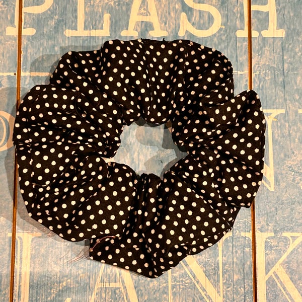 Hair band scrunchie black and white polka dot 