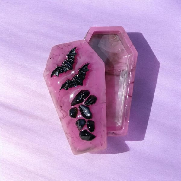 Obsidian sarcophagus trinket box 