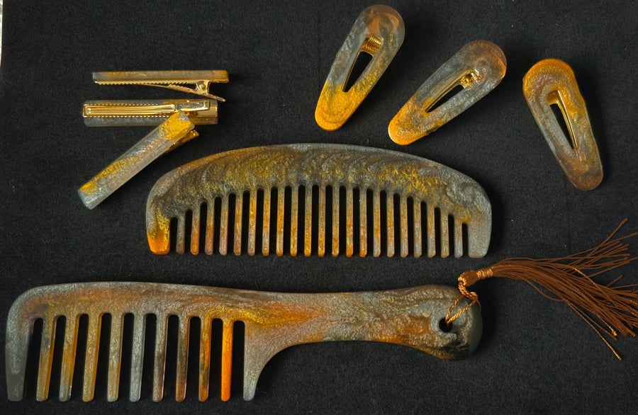Handmade Resin Hair Accessories Set - Glitter Combs & Clips - Unique Hair Stylin