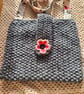 Grey, with pink floral lining shoulder bag - Image 4