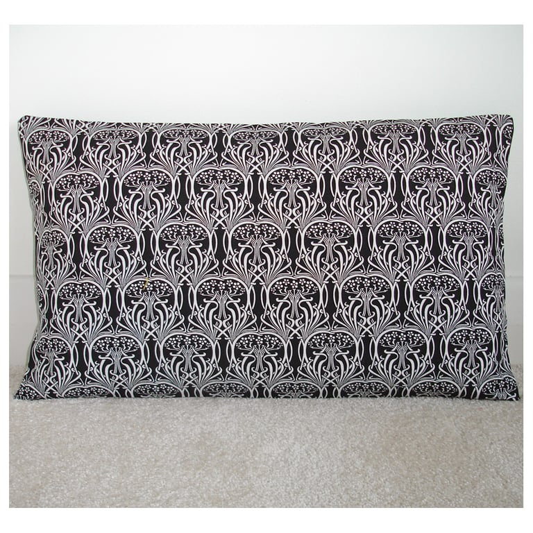 Tempur Travel Pillow Cover Black and White 16"x10" 16x10 Art Nouveau