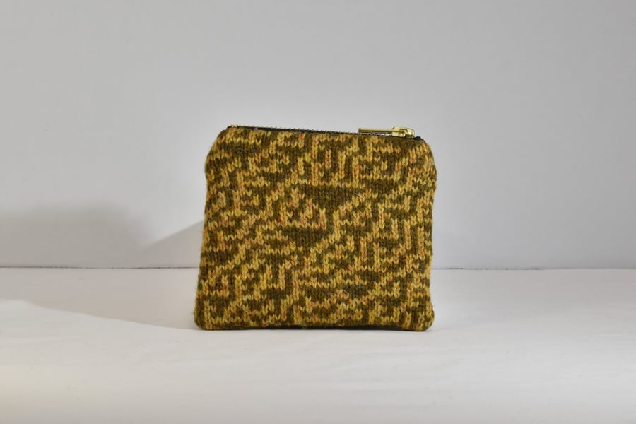 Rule 30 coin purse - autumn yellow and brown