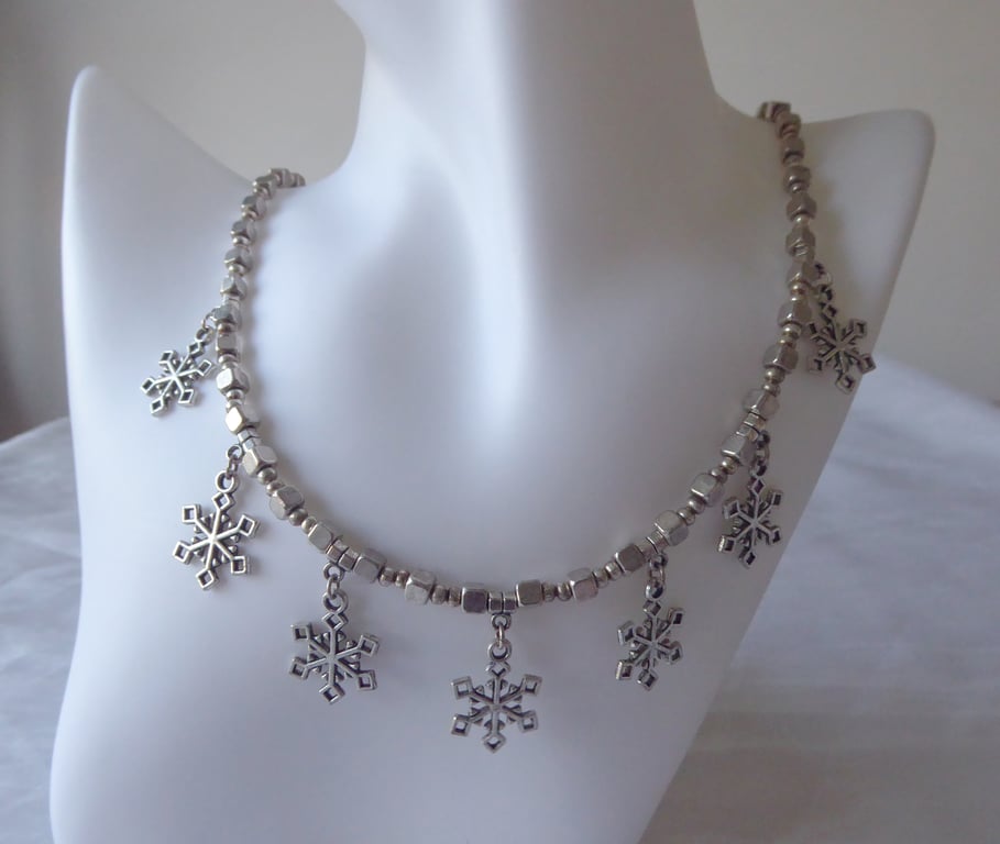 Metal Cube and Rondelle Beaded Necklace with Seven Dangling Snowflakes  