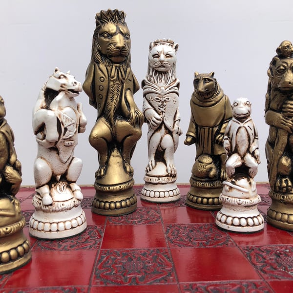 Reynard the fox Chess set - Large chess pieces - Chess pieces only