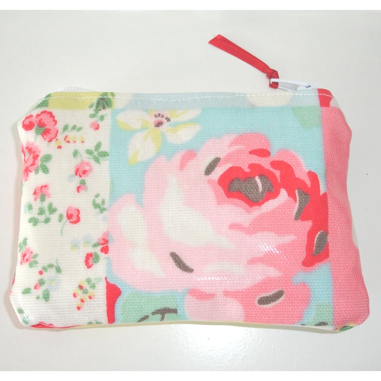 Cath Kidston Patchwork Oilcloth Fabric Purse Rose Polka Dots Hearts Chintz
