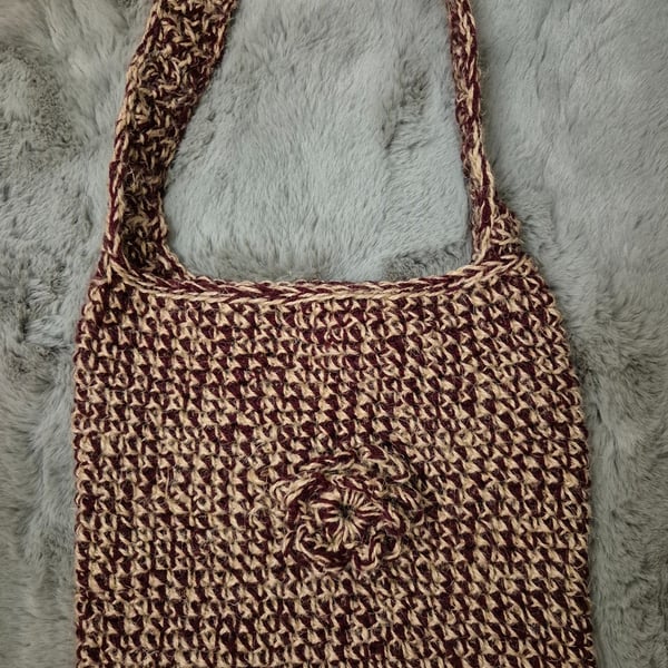 Natural jute and yarn shoulder bag, the autumn sass