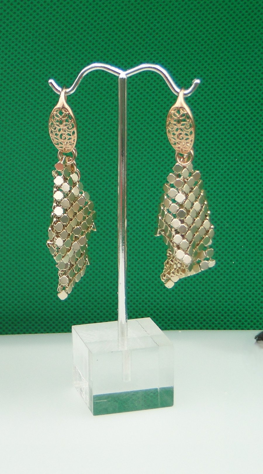 Metallic  rose gold material earrings   