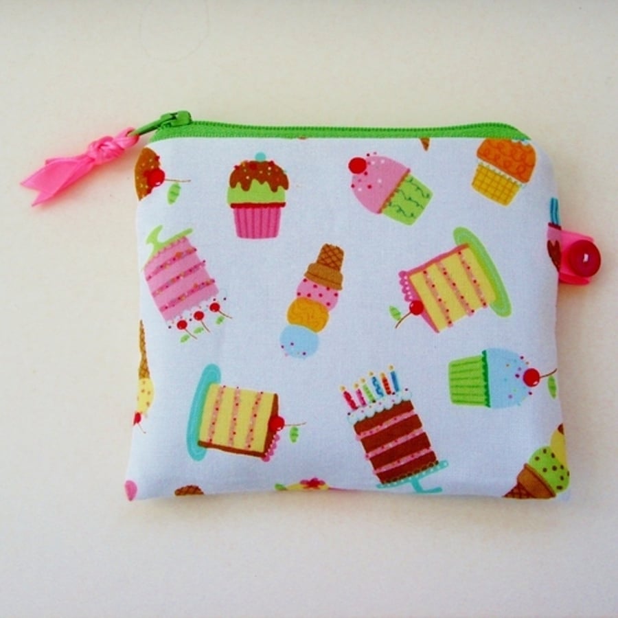 Little Cupcakes Credit Card/Coin Purse