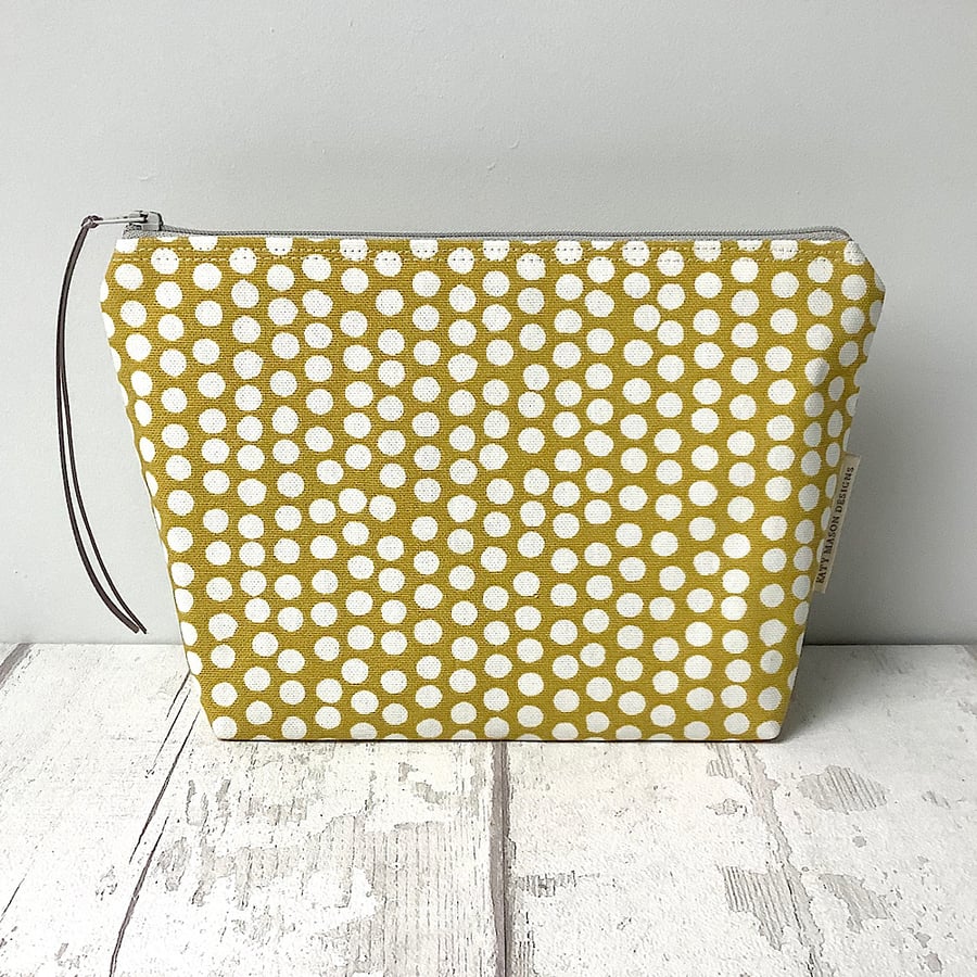 Cosmetic Bag - Yellow Spots - Make Up Bag