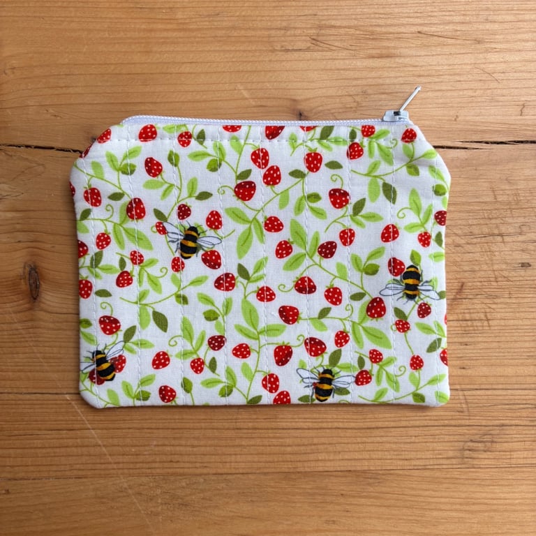 Strawberries And Bees Print Quilted Fabric Midi Purse