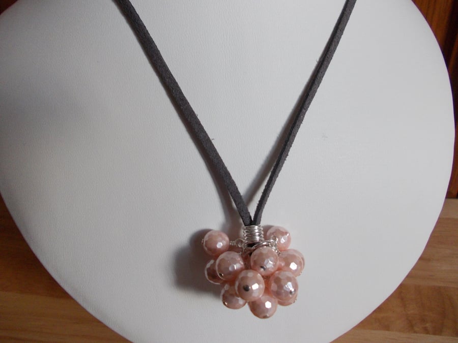 Pink shell pearl cluster pendant