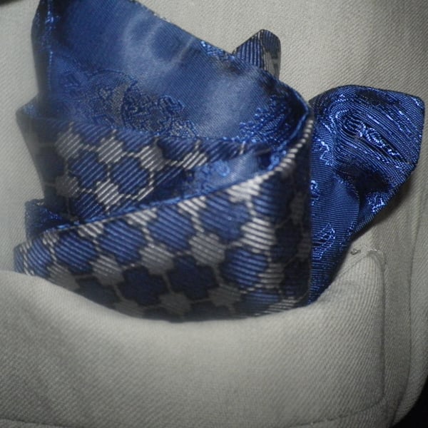 Blue cross motifs on rich paisley reverse , reversible silk pocket square 