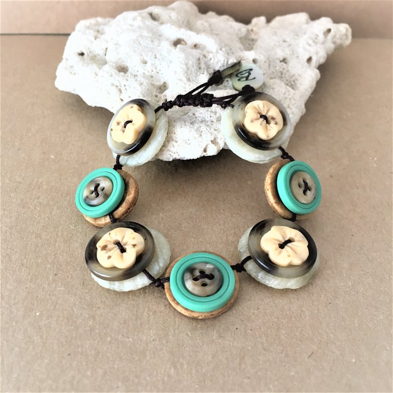 Biscuit beige & turquoise green color theme - Vintage Button Adjustable Bracelet