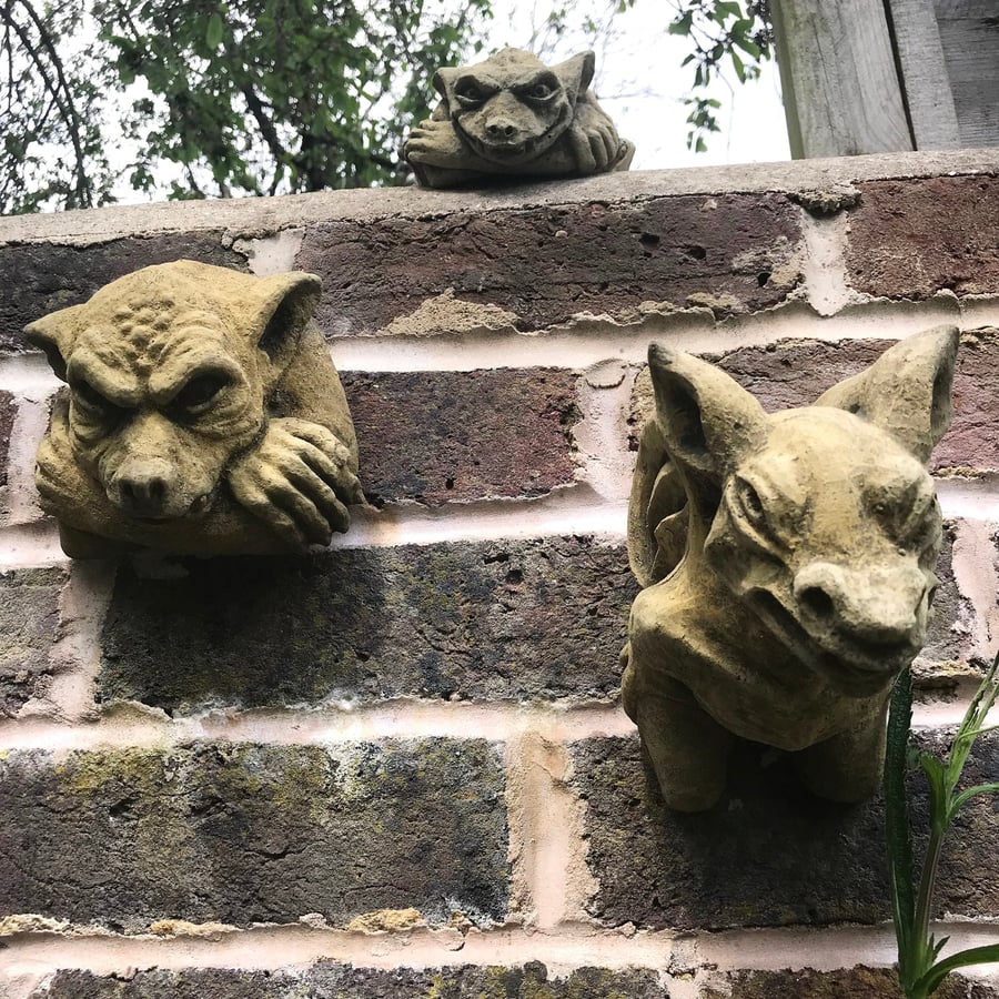 Gruesome Gargoyles - Set of 3 Plaques