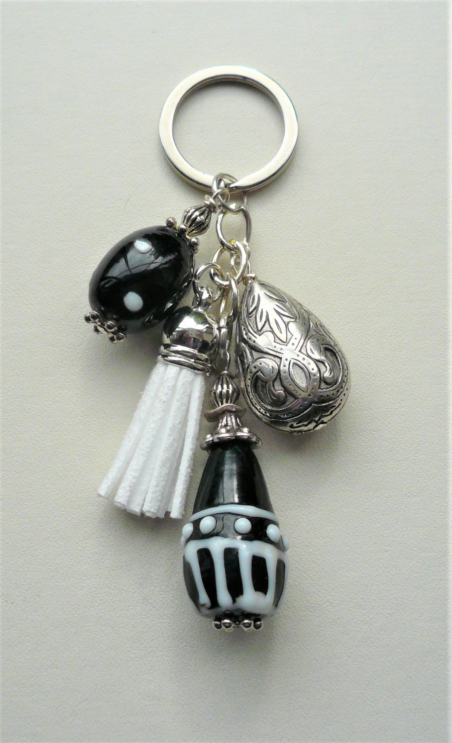 Black and White Glass Lampwork 'Bottle-Effect' Tassel Keyring Bag Charm   K1170