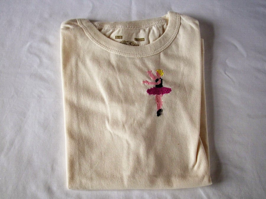 Ballerina T-shirt Age 5-6