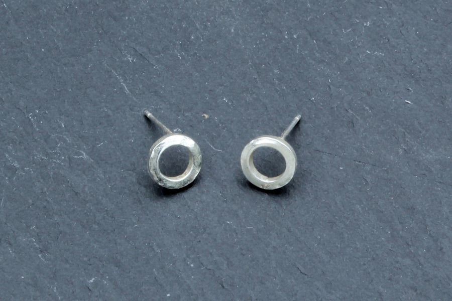 Silver circular stud earrings