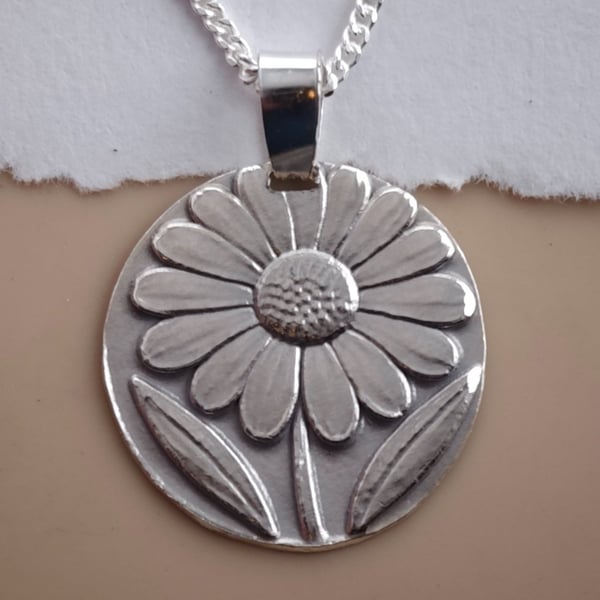 Sterling Silver Daisy Necklace April Birthflower Engraved Gift