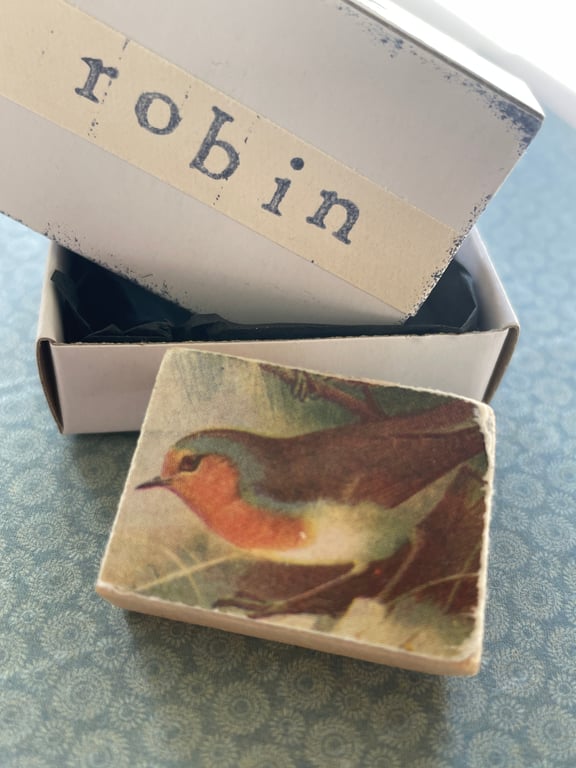 Robin - Wooden Bird Block Brooch