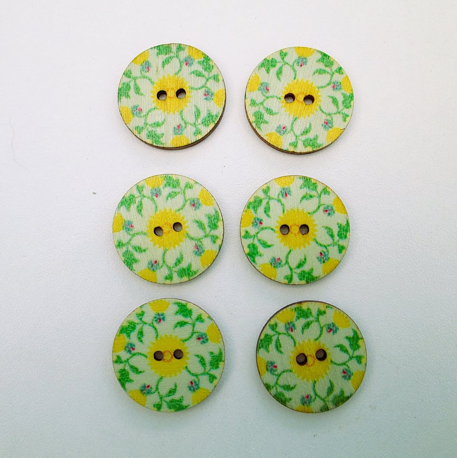 Green and yellow floral wood buttons, set of 6, 2.5cm diameter