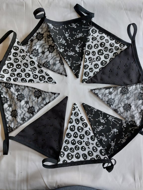Gothic bunting design 1