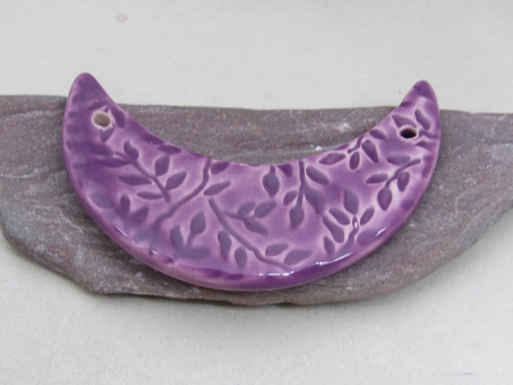 Lilac Purple Leaf Pattern Ceramic Crescent Bib Pendant