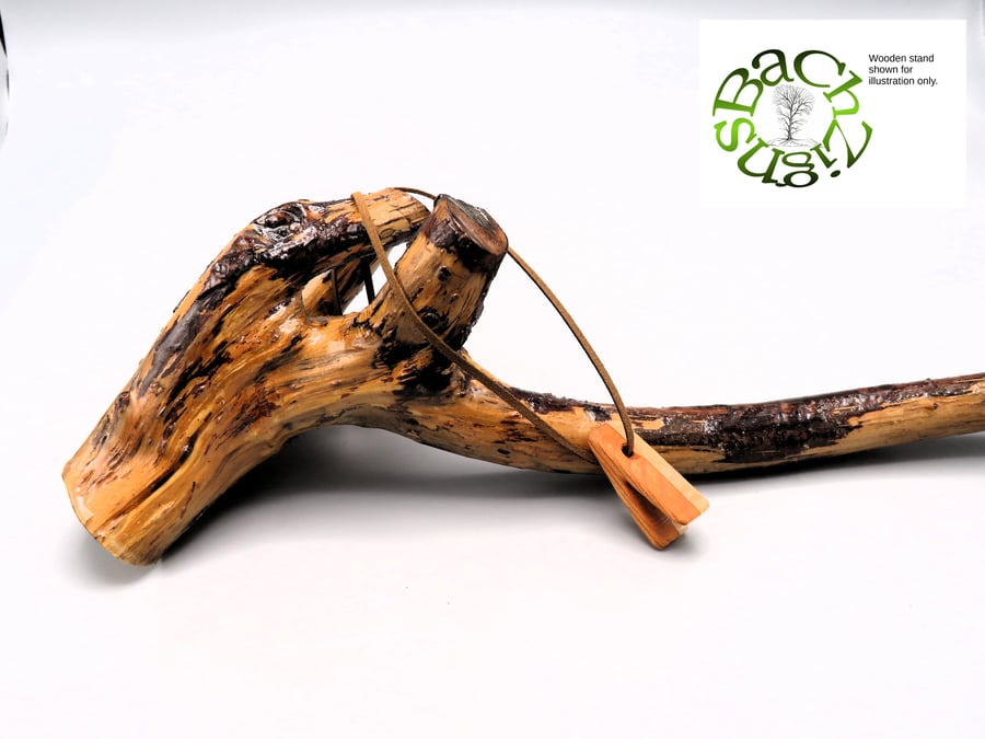 Vee shaped 2 woods pendant & necklace: SKU-N09