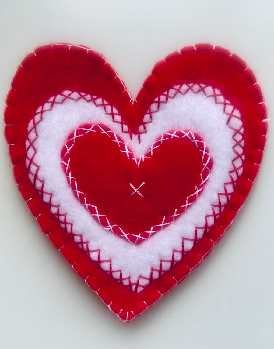 Felt heart coaster