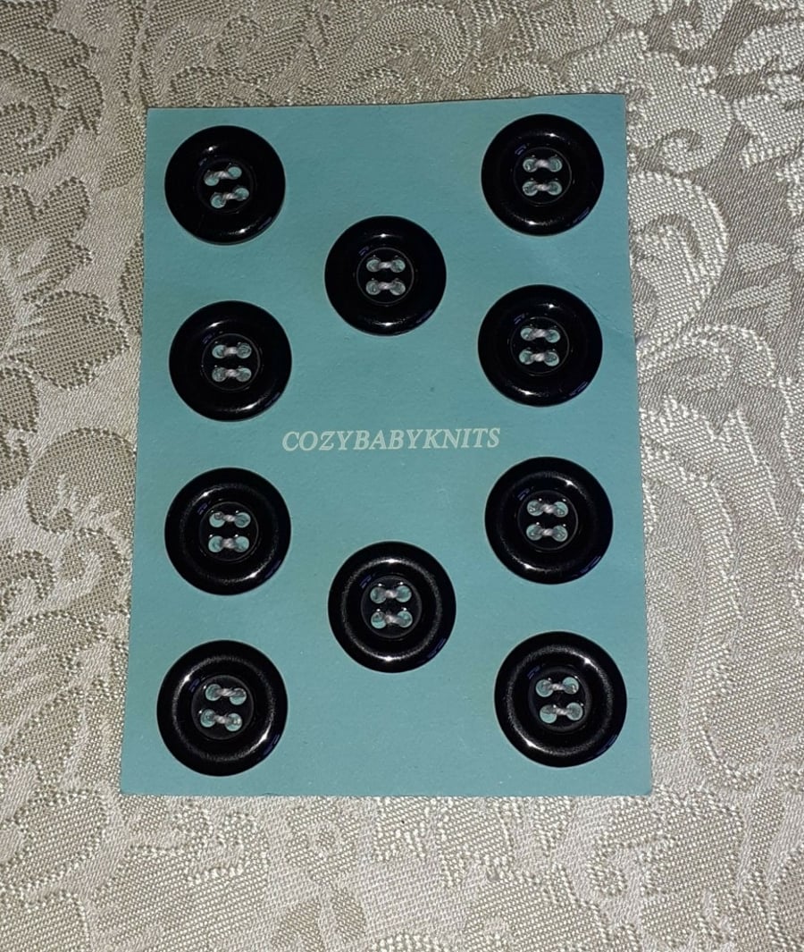 18MM BLACK ROUND BUTTONS WITH FOUR HOLES FOR ATTACHING 