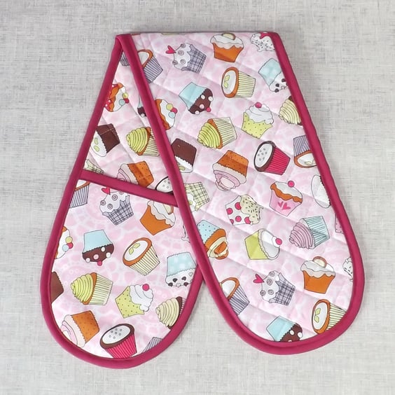 Oven Gloves, cup cakes,