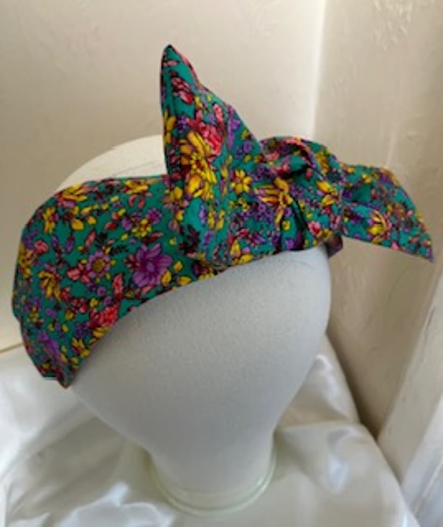 Lydia - Floral 40s Style Side Bow Cotton Turban Headband