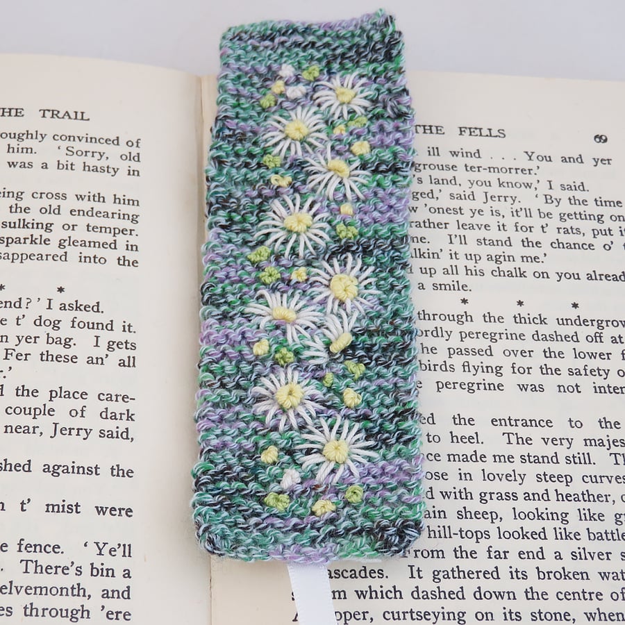 SALE - Embroidered Knitted  Bookmark - Daisies on Green and purple