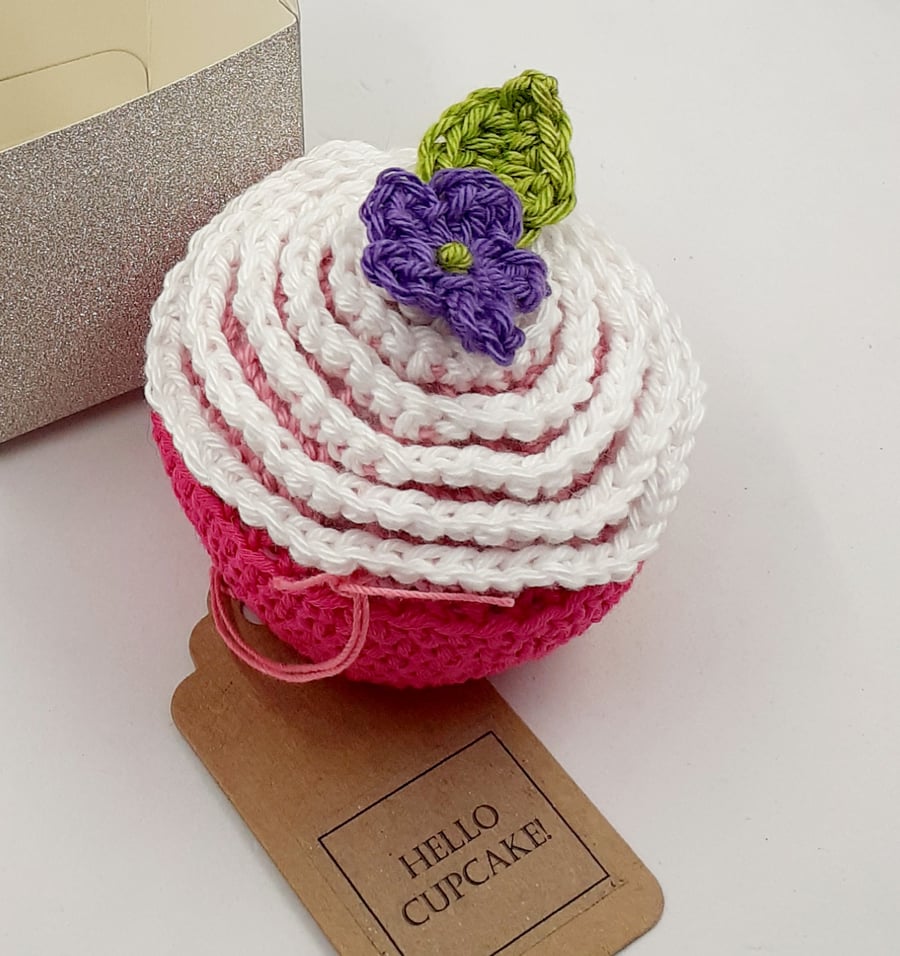 Crochet Cupcake Pin Cushion
