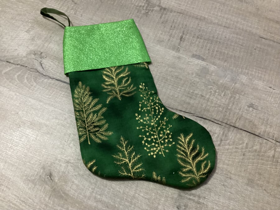 Christmas stocking in green and gold
