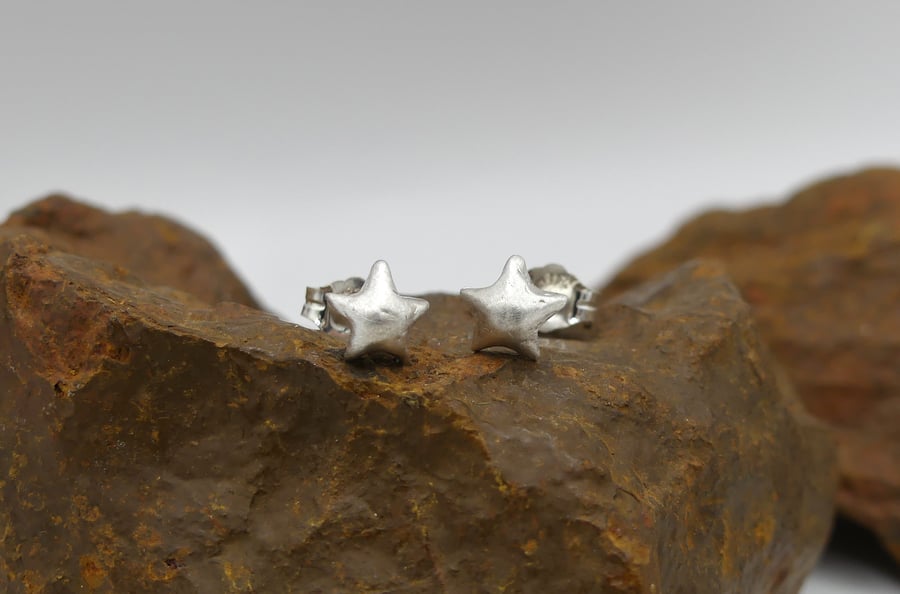 Recycled Sterling Silver Shooting Stars Stud Earrings.