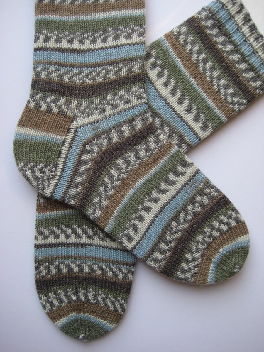 hand knit mens wool socks size 8-10