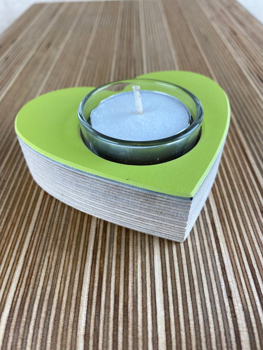 Heart tea light holder