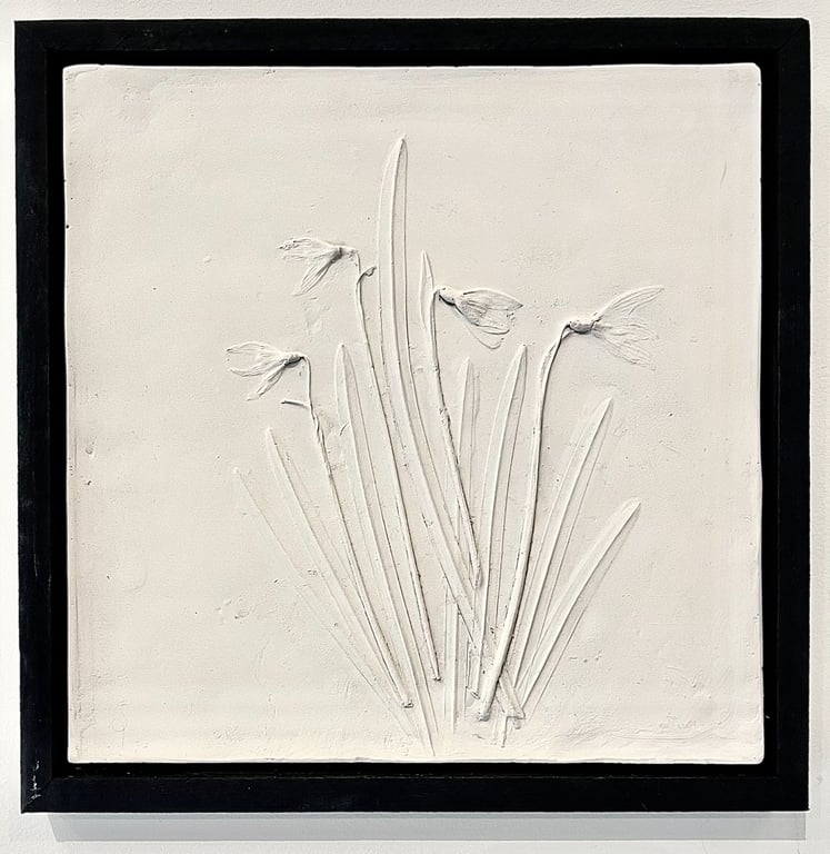 Botanical Stone Cast - Snowdrops in February