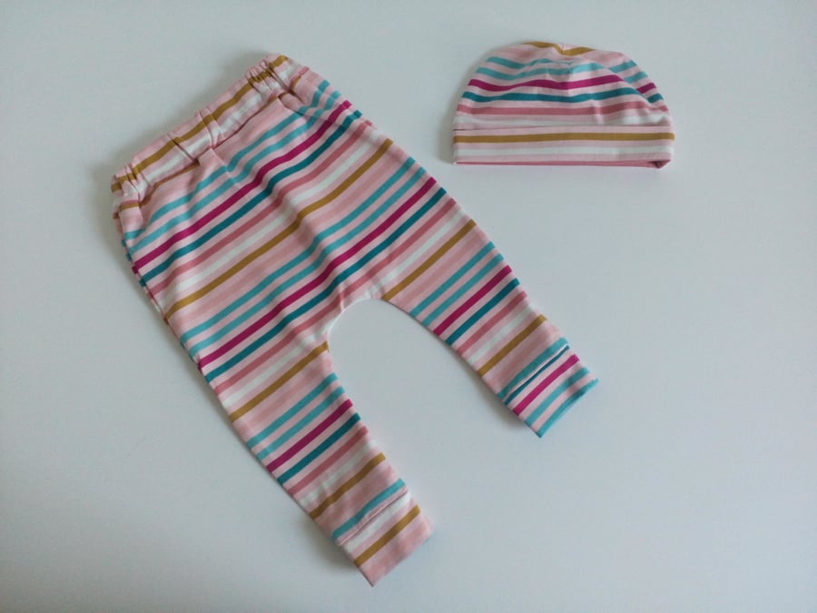 Beautiful bundle newborn gift set, Leggings, hat, 0-3 months, pink stripe design