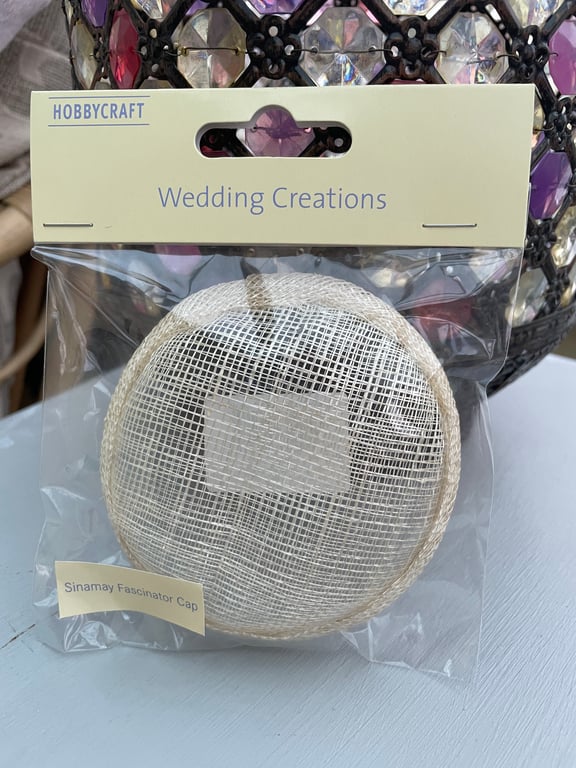 Sinamay fascinator cap and 2 transparent hair side combs